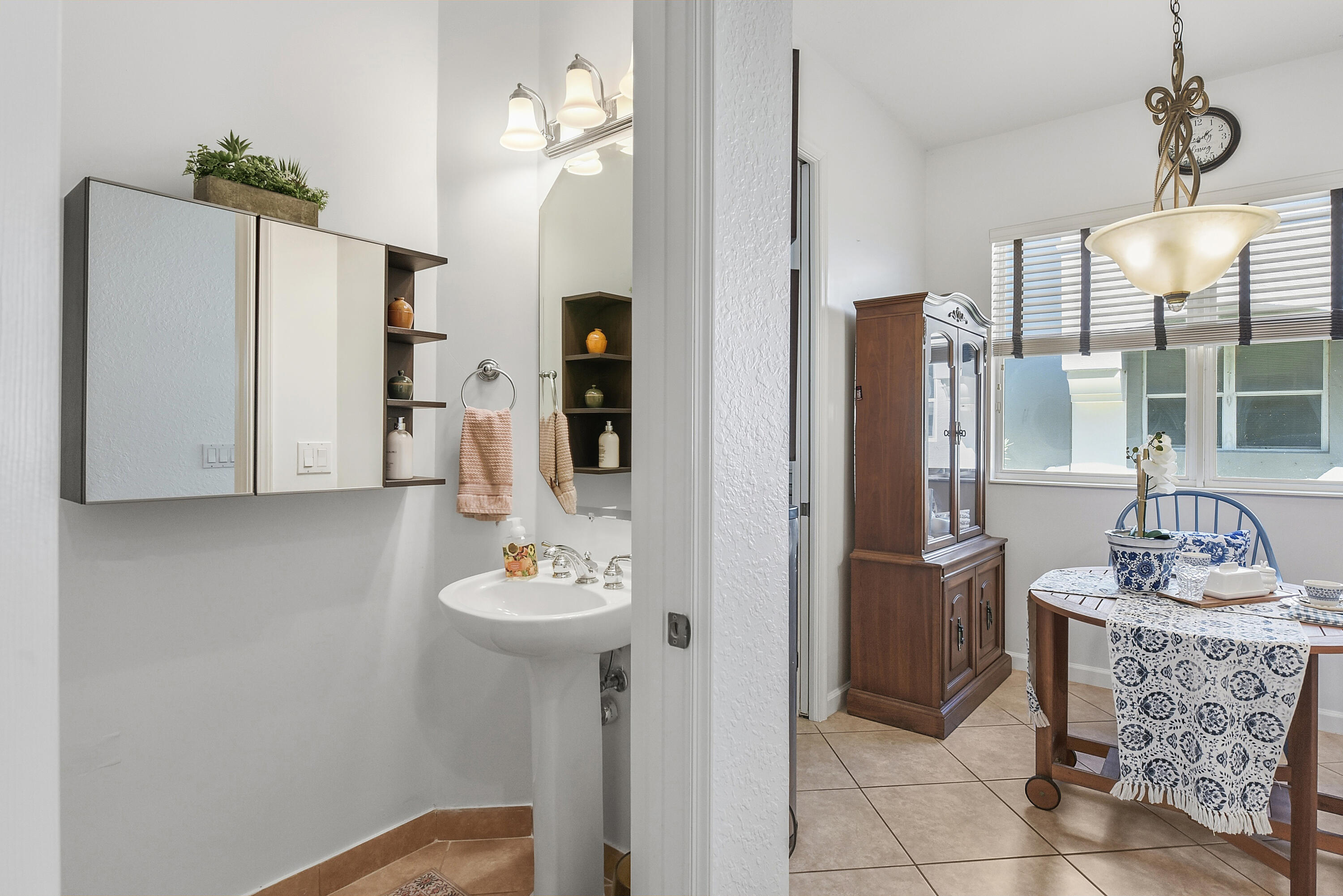 THIRD REPLAT OF PORTOFINO ISLES - Residential