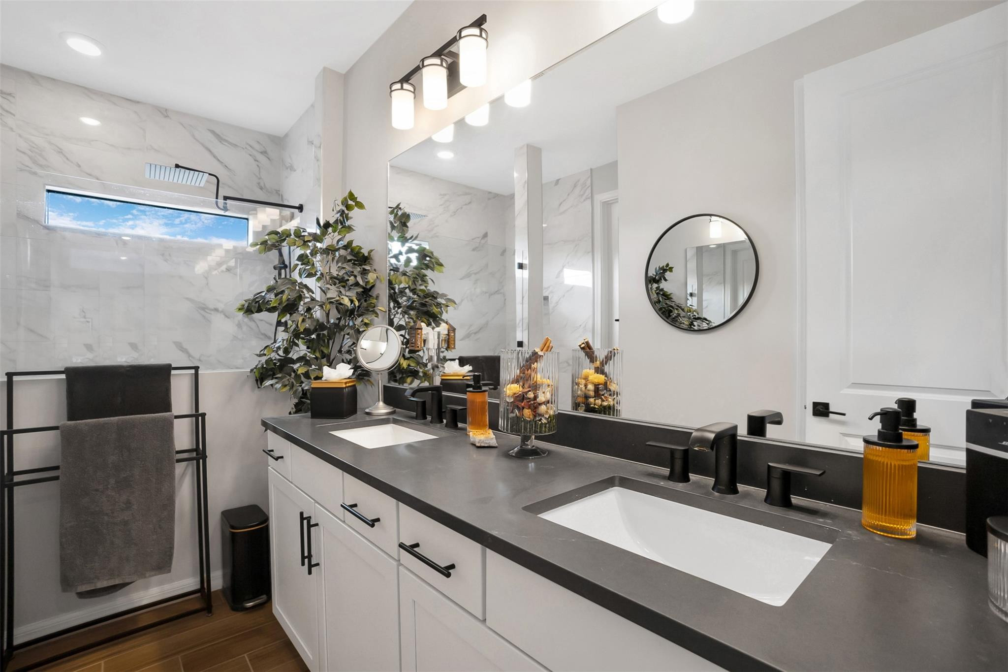 Oak Tree Prop Redev - Residential