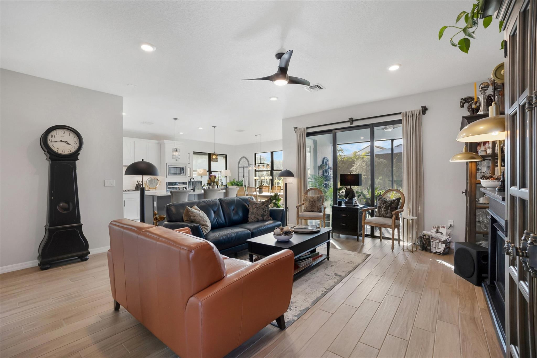 Oak Tree Prop Redev - Residential