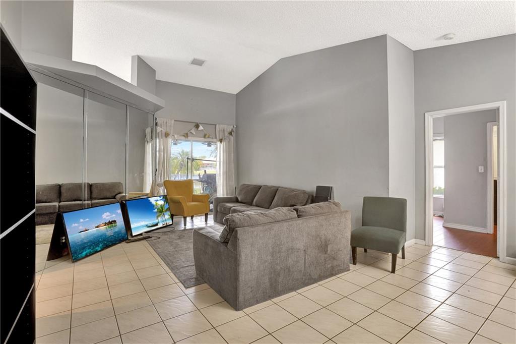 Coral Creek 146-6 B - Residential