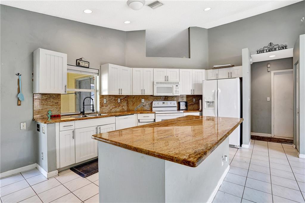 Coral Creek 146-6 B - Residential