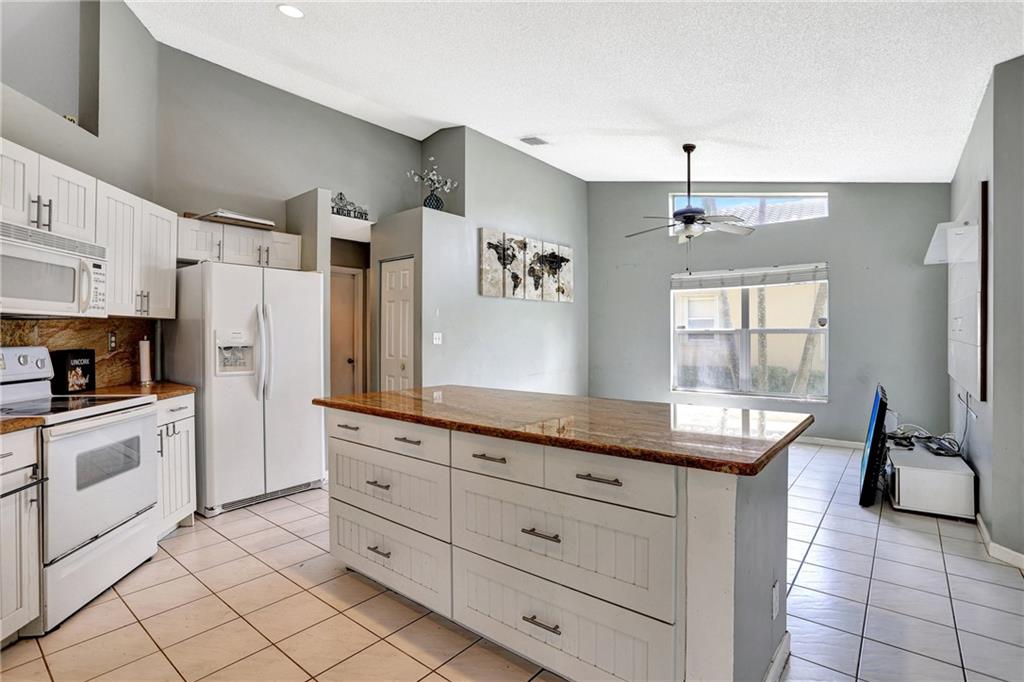 Coral Creek 146-6 B - Residential