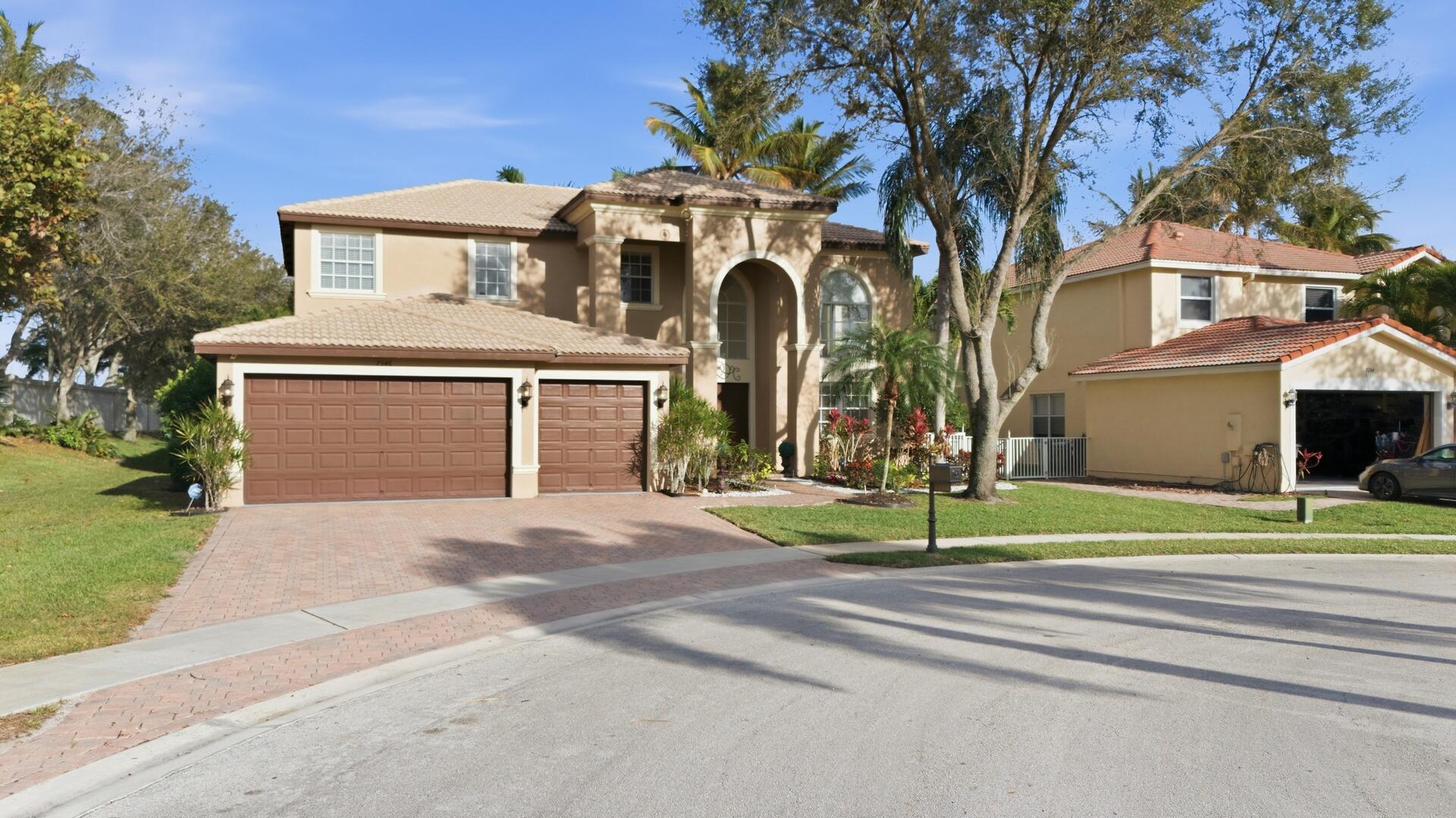 Isola Bella Estates - Residential