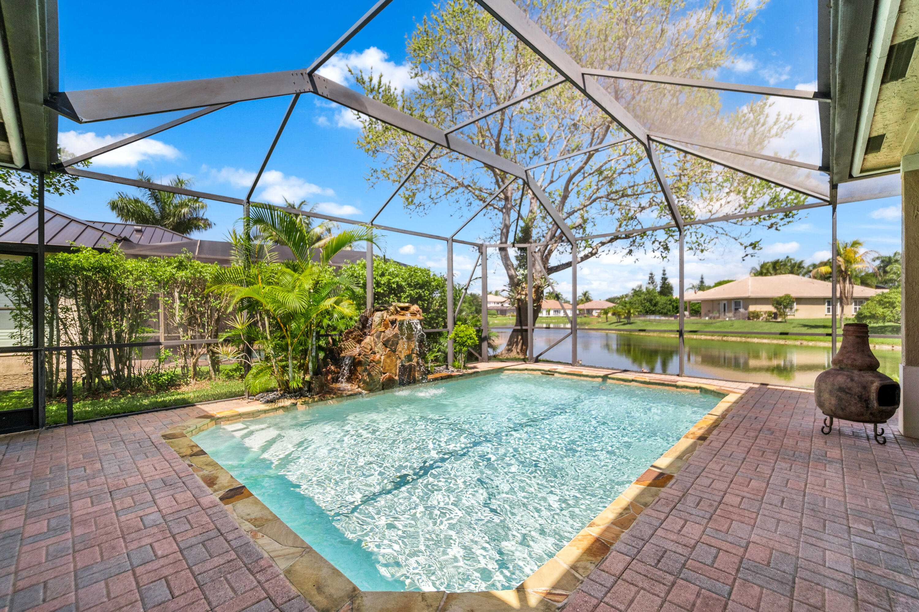 PARKLAND ISLES - Residential