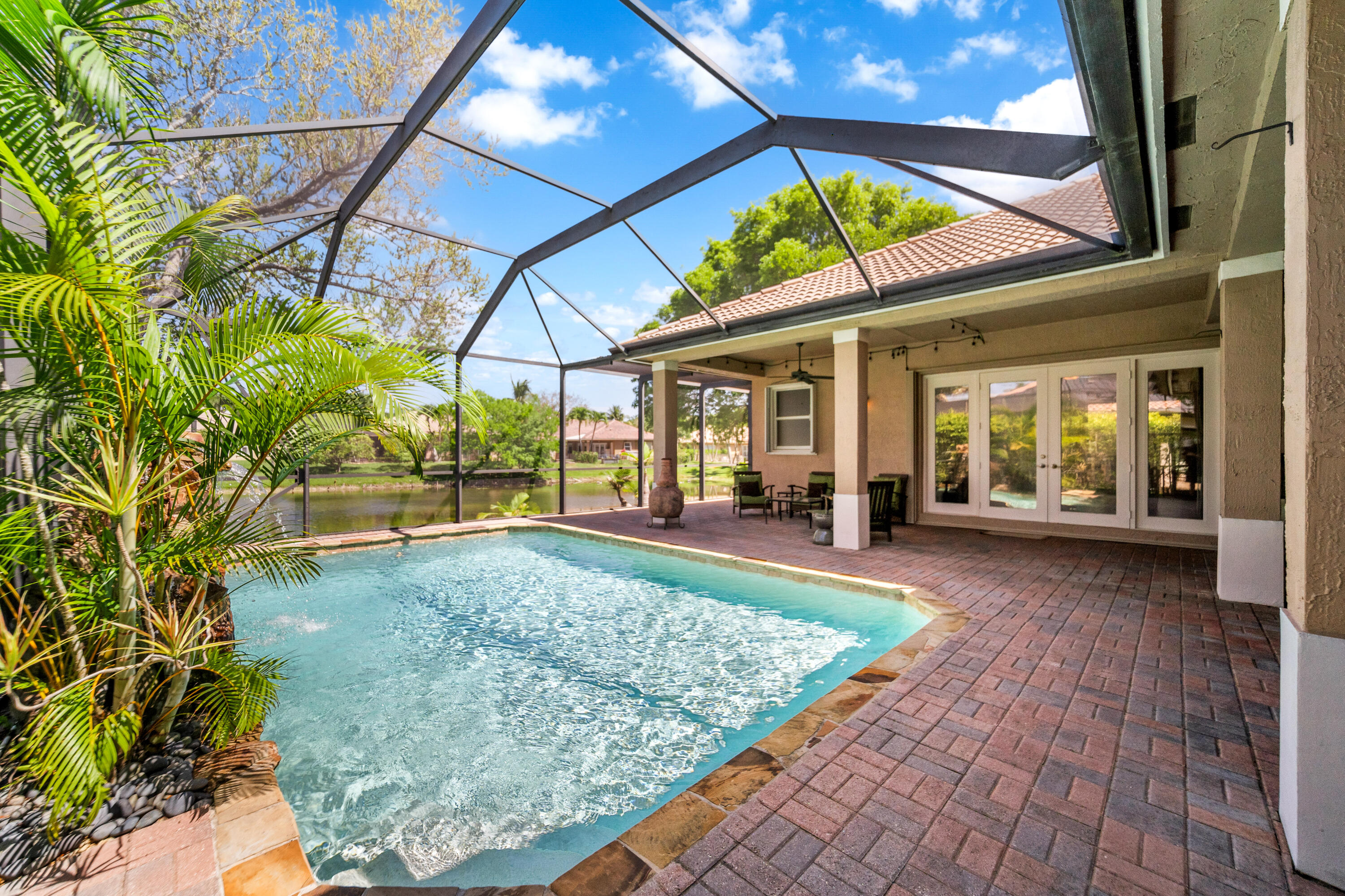 PARKLAND ISLES - Residential