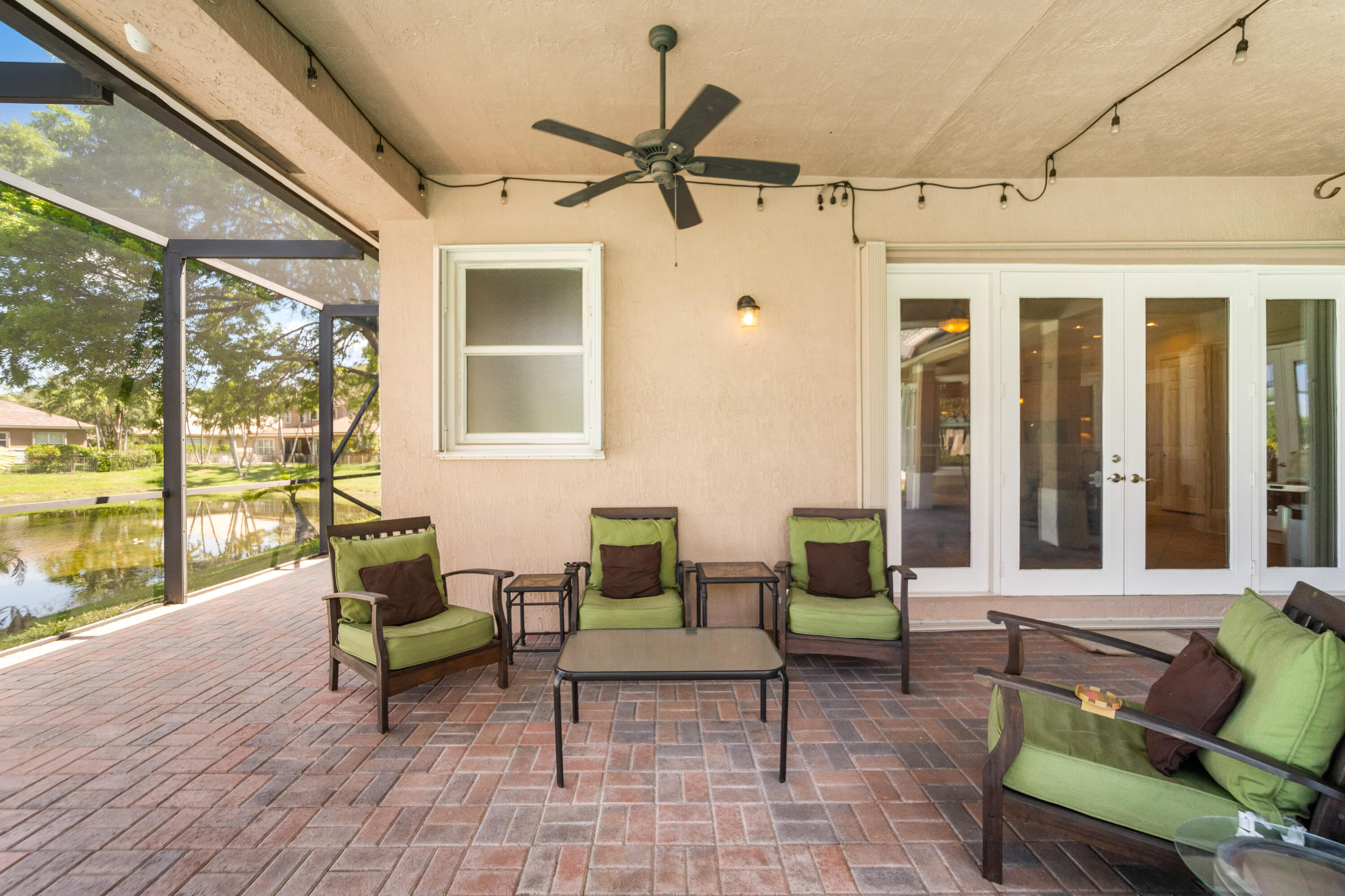 PARKLAND ISLES - Residential