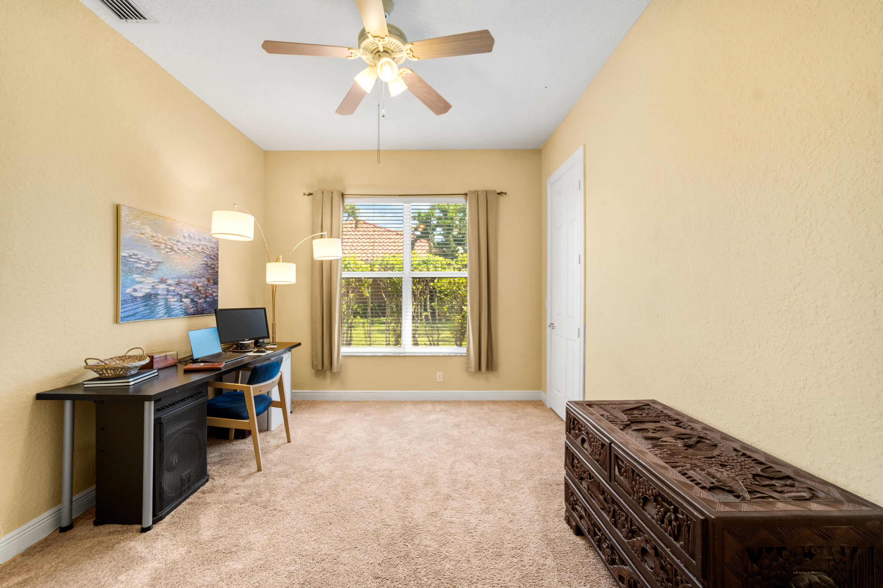 PARKLAND ISLES - Residential
