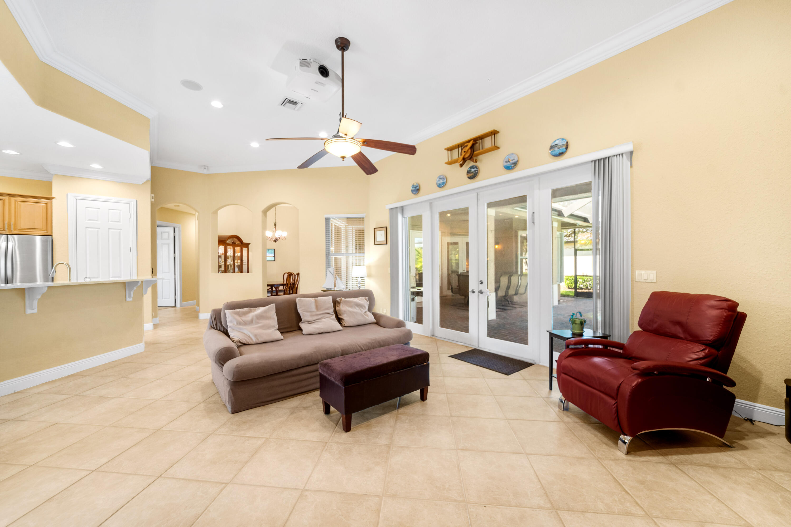PARKLAND ISLES - Residential