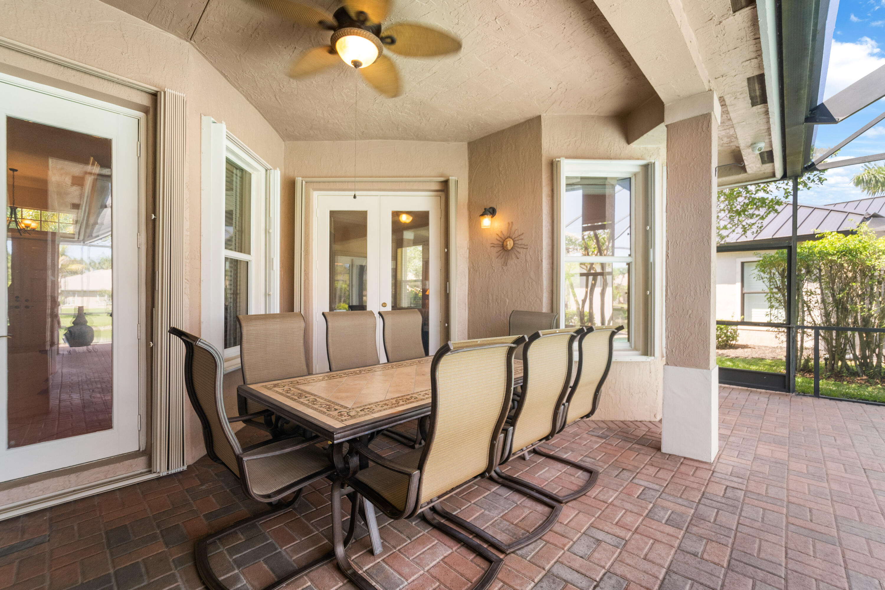 PARKLAND ISLES - Residential