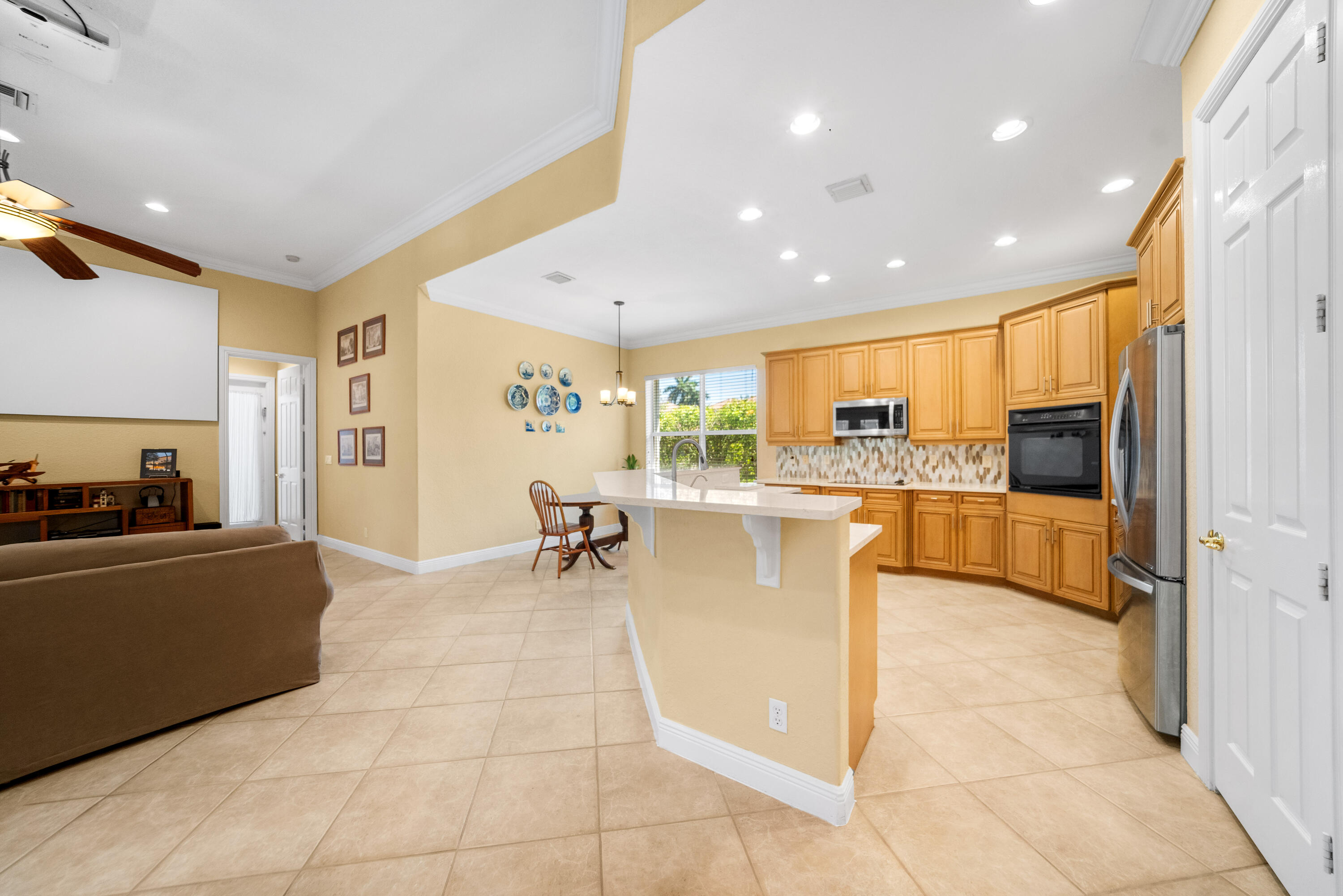 PARKLAND ISLES - Residential