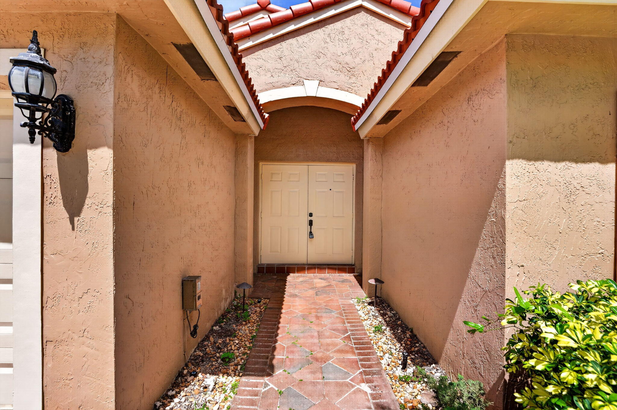 4677 Saint Simon Drive