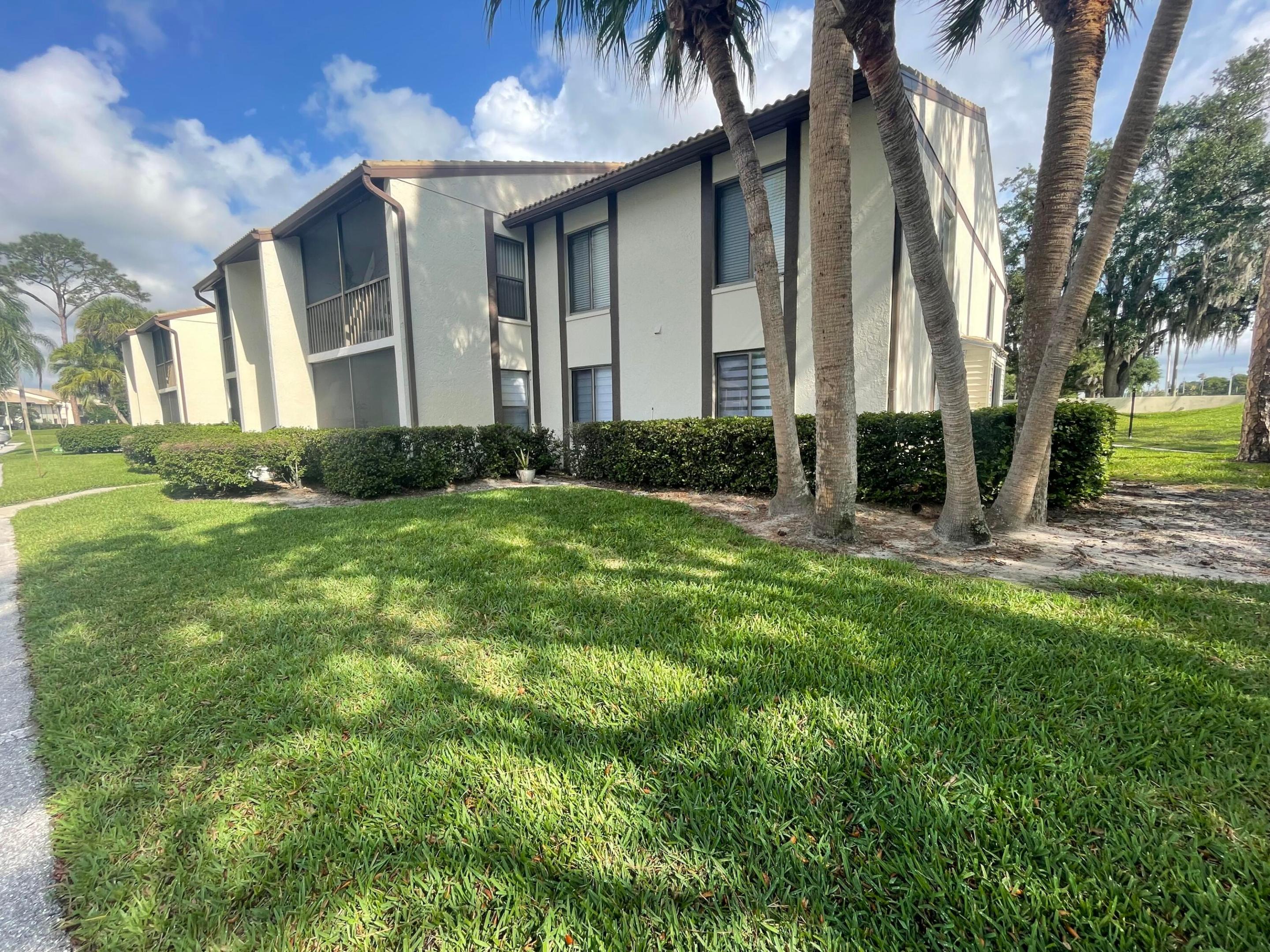 PINE RIDGE AT MARTIN DOWNS CONDO - Residential