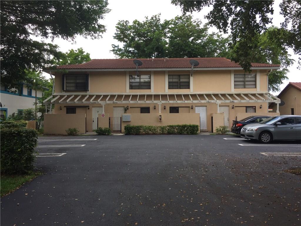 Townhouses Of Coral Spgs - Residential Lease