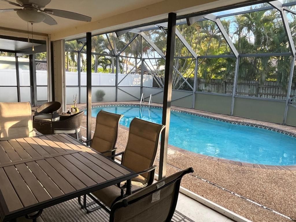 Photo of 1260 SW 8th Street SW, Boca Raton, FL 33486 (MLS # R11149940)