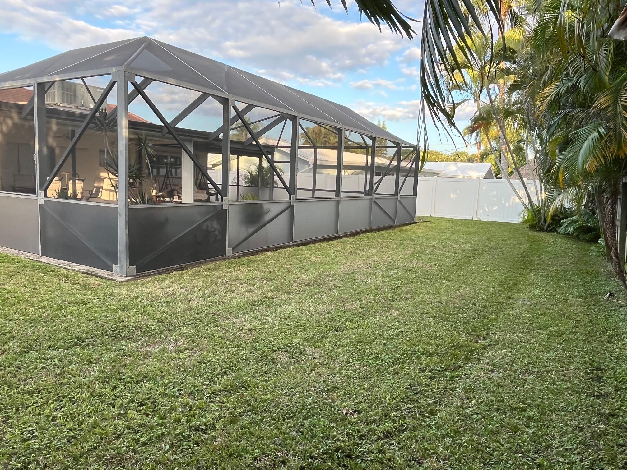 BOCA RATON SQUARE 9 - Residential