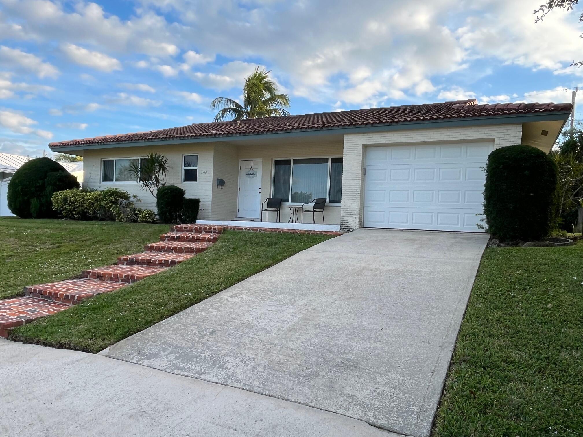 BOCA RATON SQUARE 9 - Residential