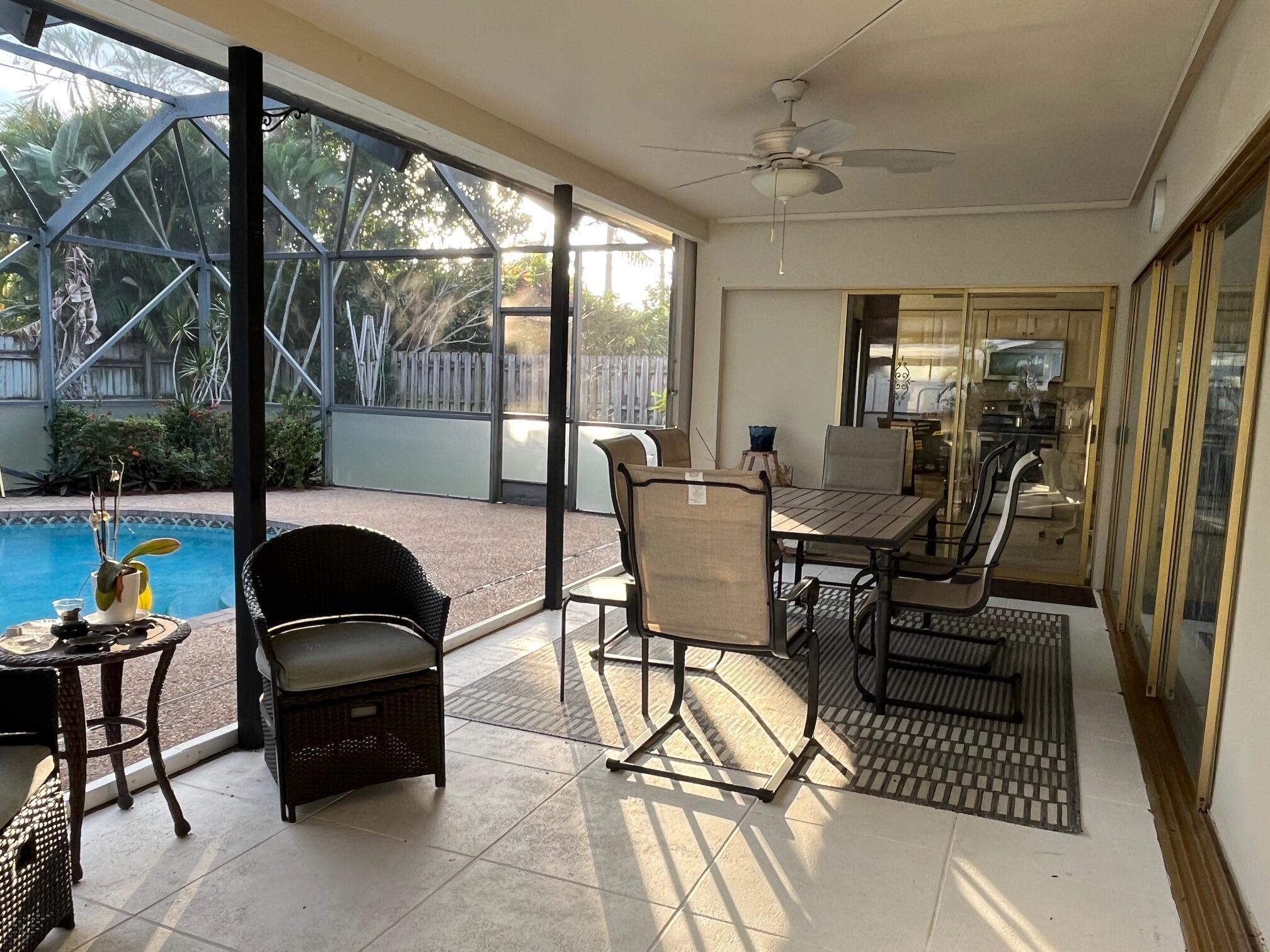 BOCA RATON SQUARE 9 - Residential