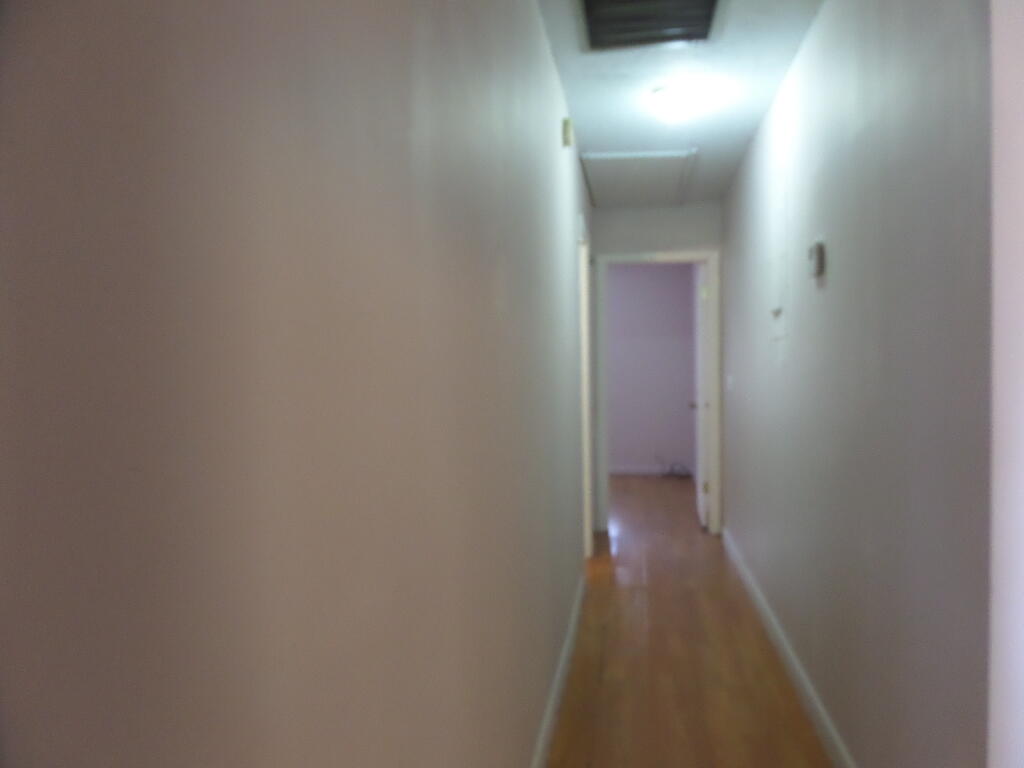 PARKWAY VILLAGE - Residential Lease