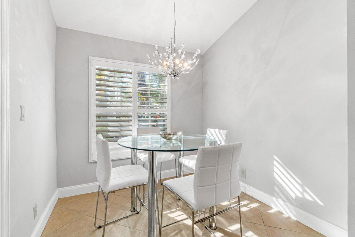 GREENS AT BOCA GOLF AND TENNIS CLUB - Residential