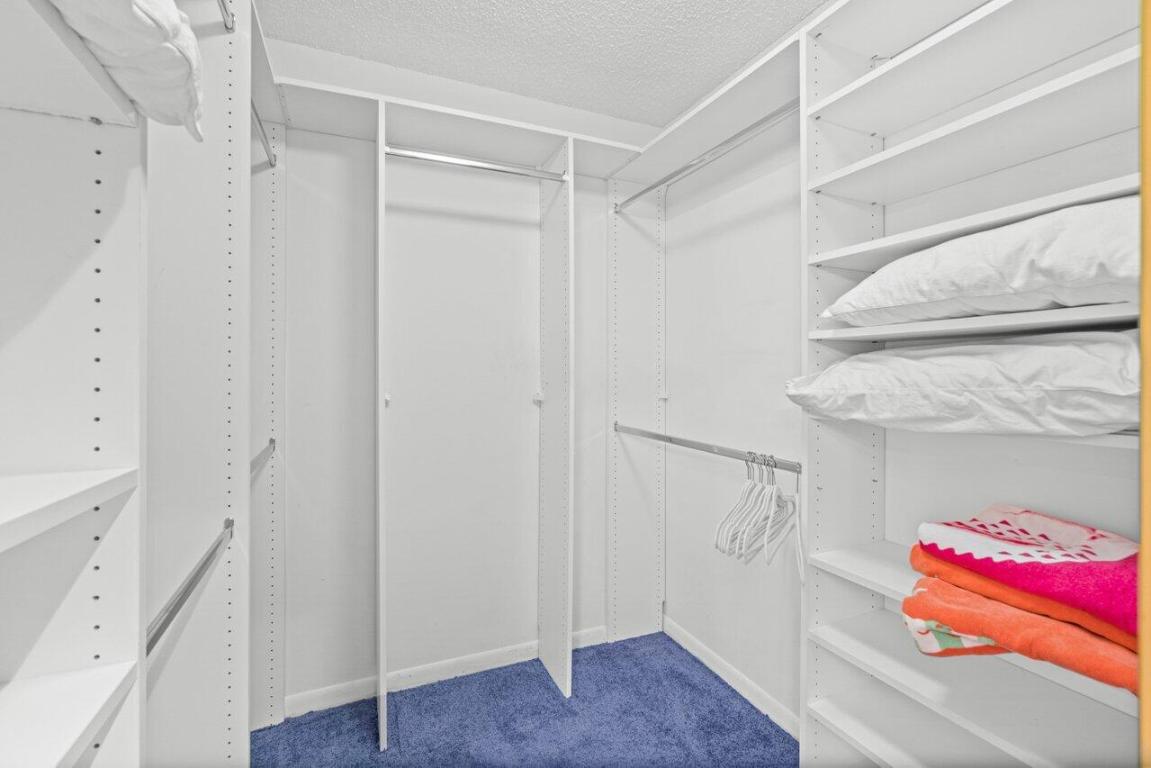 GREENS AT BOCA GOLF AND TENNIS CLUB - Residential