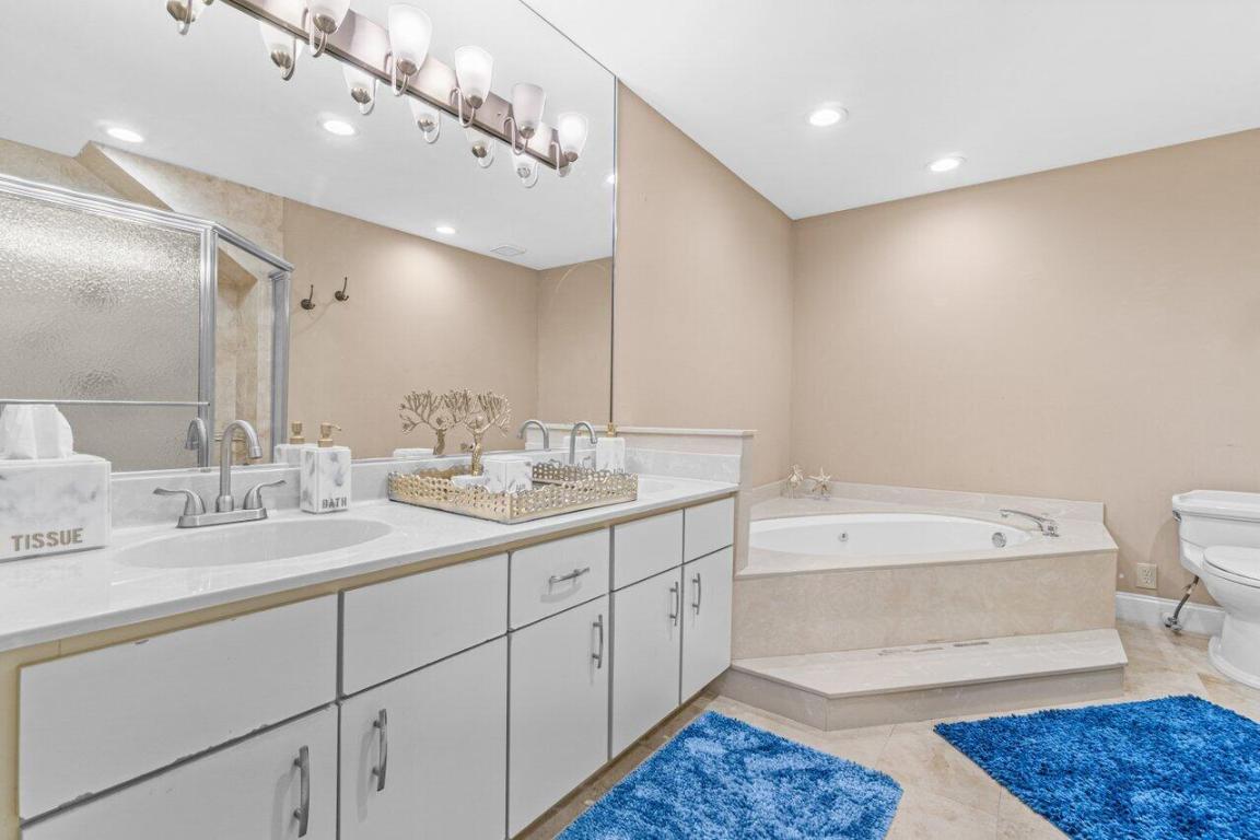 GREENS AT BOCA GOLF AND TENNIS CLUB - Residential