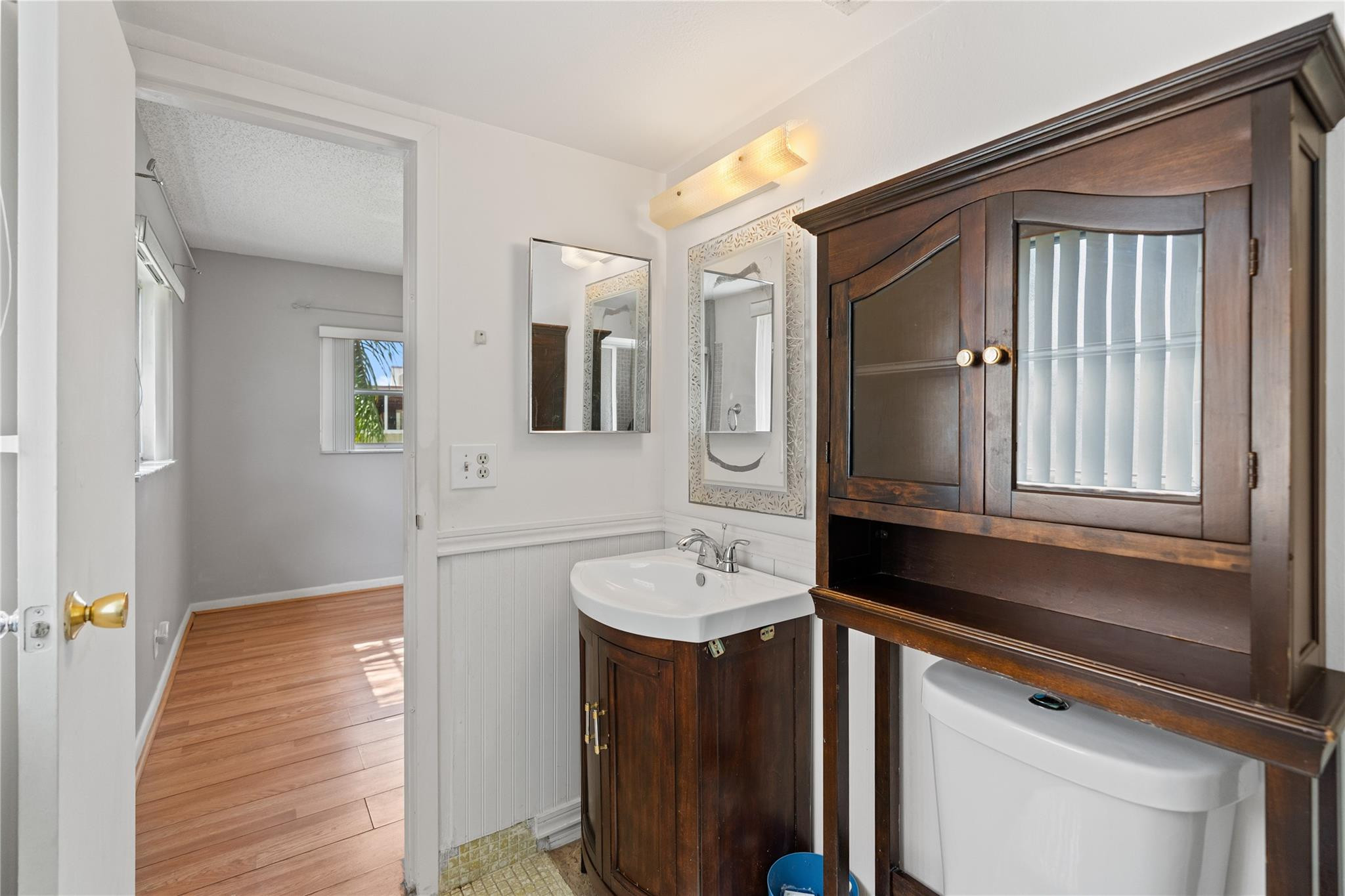 VILLAGES OF ORIOLE ABBEY - Residential