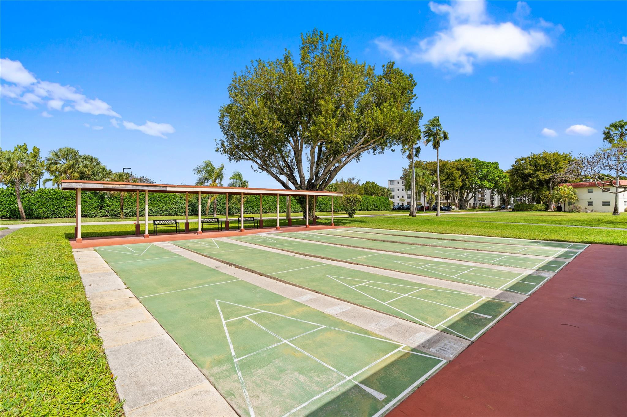 VILLAGES OF ORIOLE ABBEY - Residential