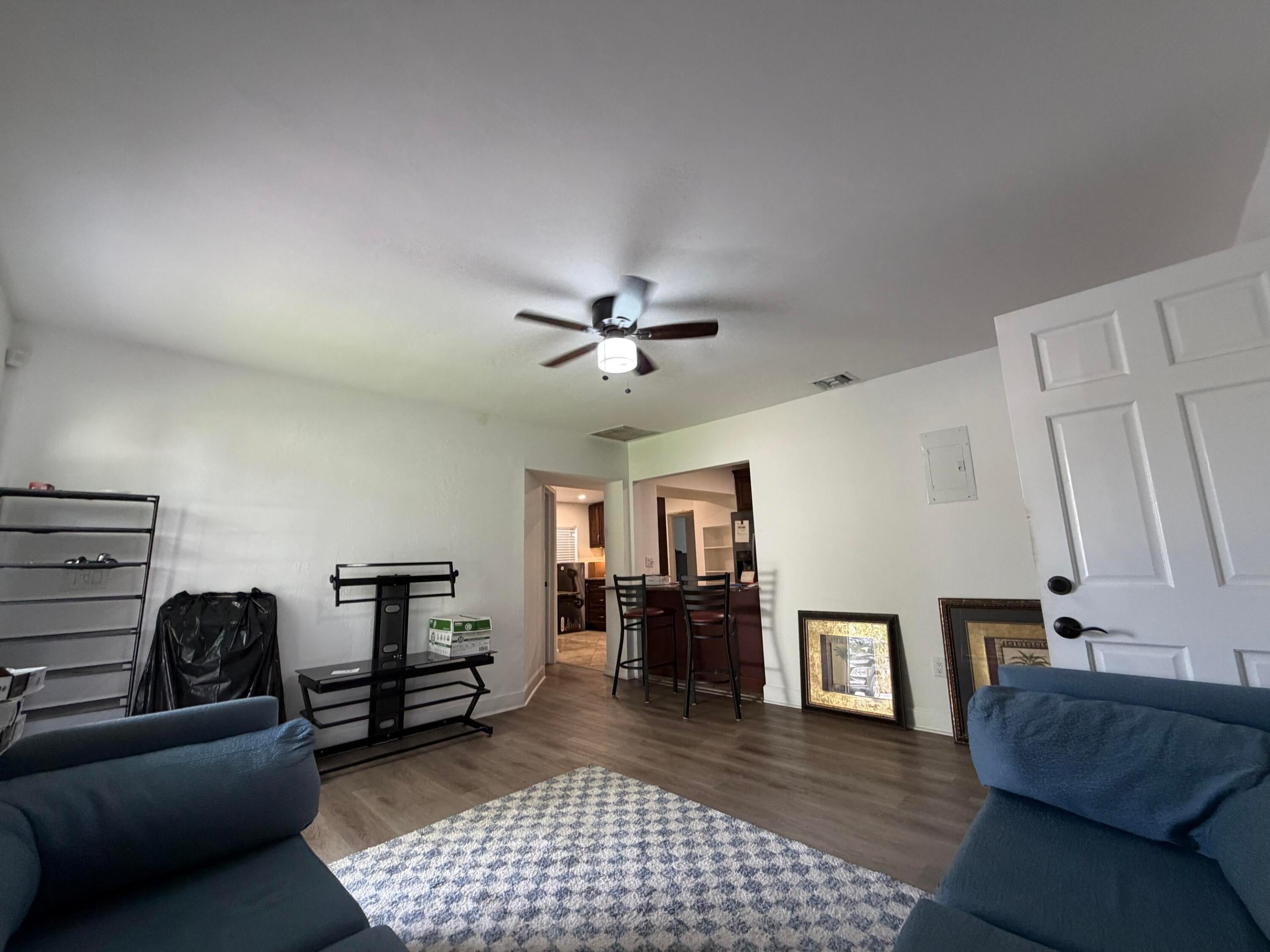 3082 Reo Lane