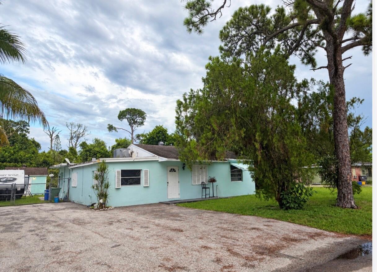 3082 Reo Lane