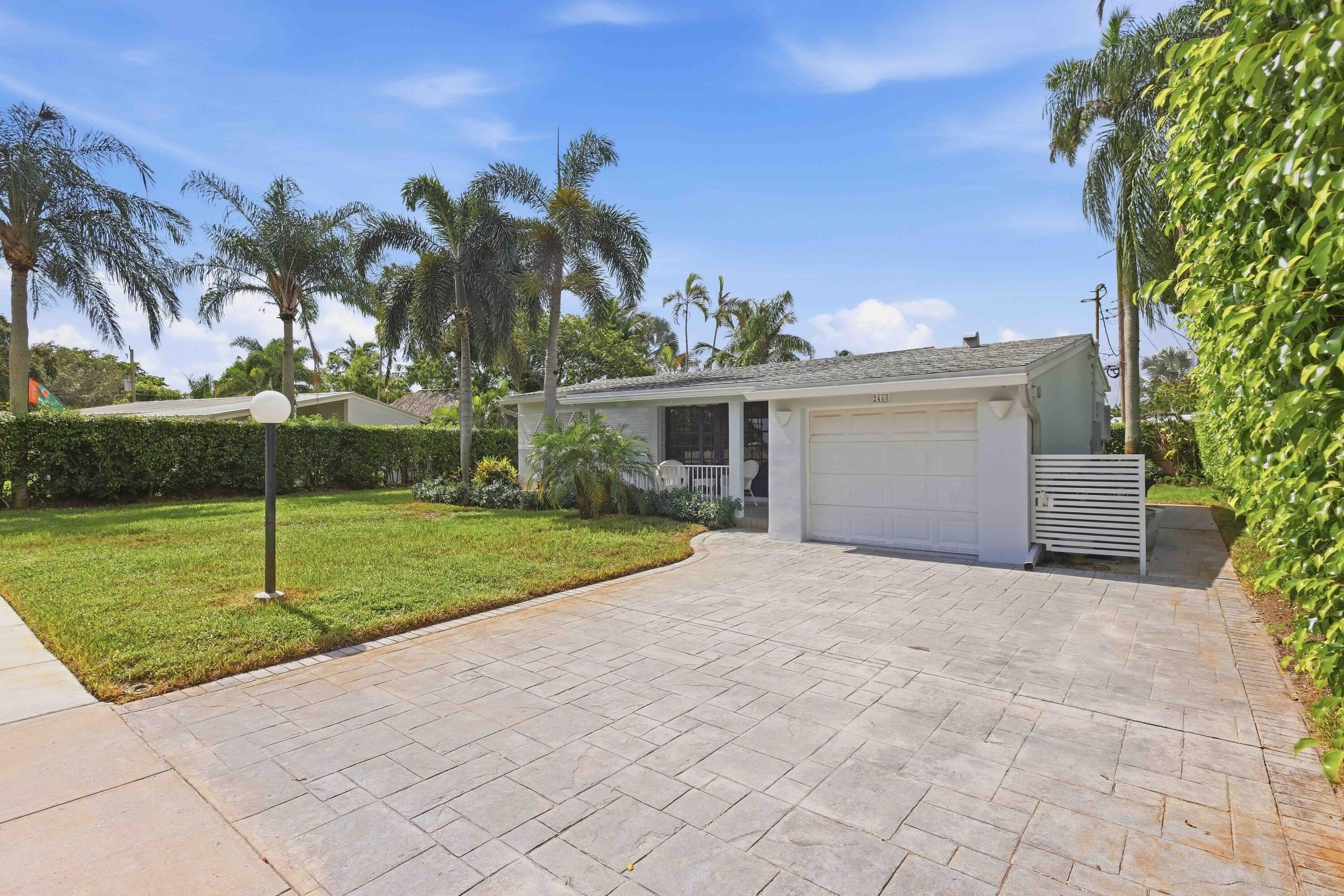 2460 SW 15TH Street