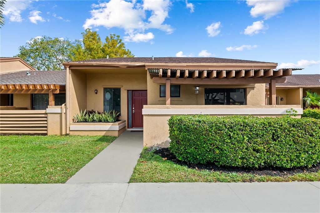 Photo of 834 NW 79th Ter #834, Plantation, FL 33324 (MLS # F10323367)