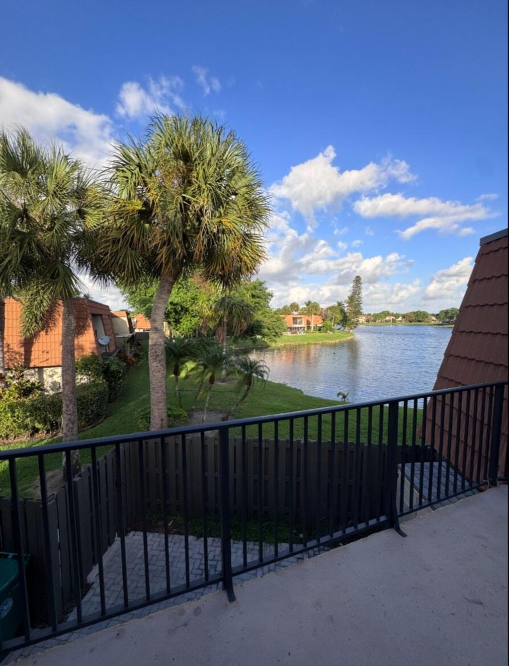 Photo of 1532 W Harmony Lake Circle, Davie, FL 33324 (MLS # B26010049)