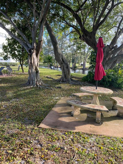 A home in Deerfield Beach