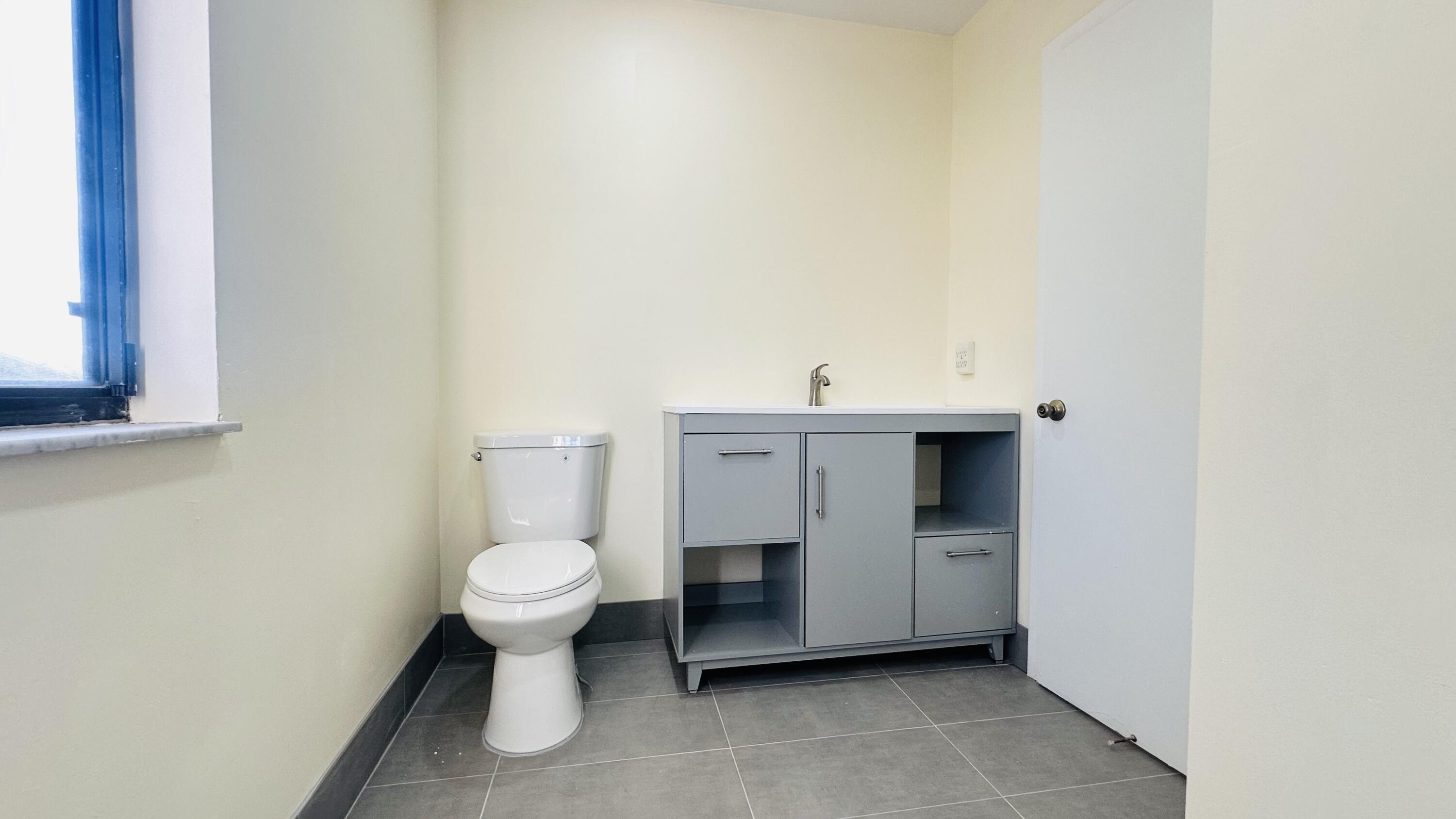 STRAWBERRY LAKES 2 - Residential Lease