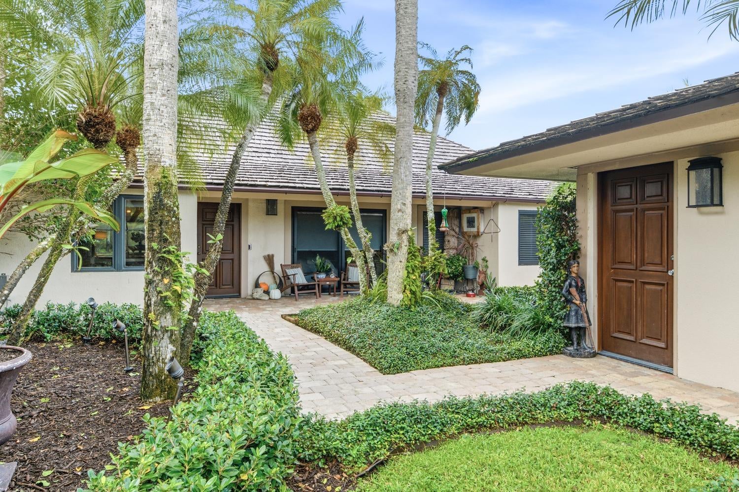 2083 WIGHTMAN Drive