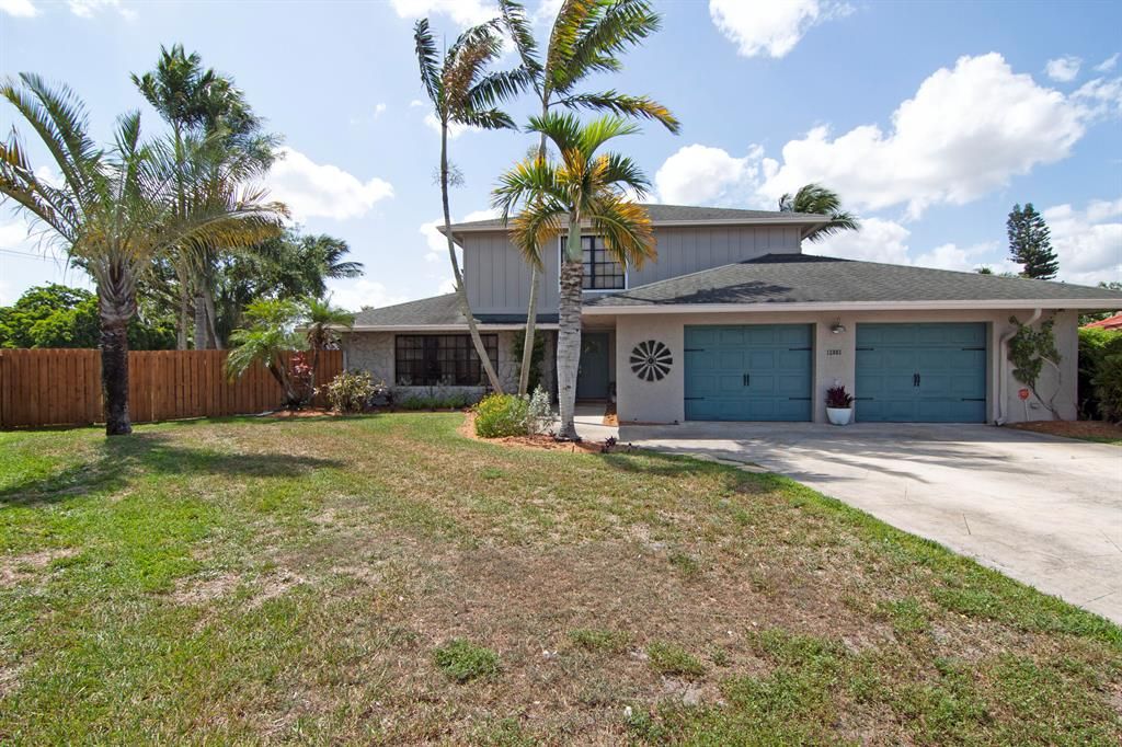 Photo of 12083 Sugar Pine Trail, Wellington, FL 33414 (MLS # R10719492)