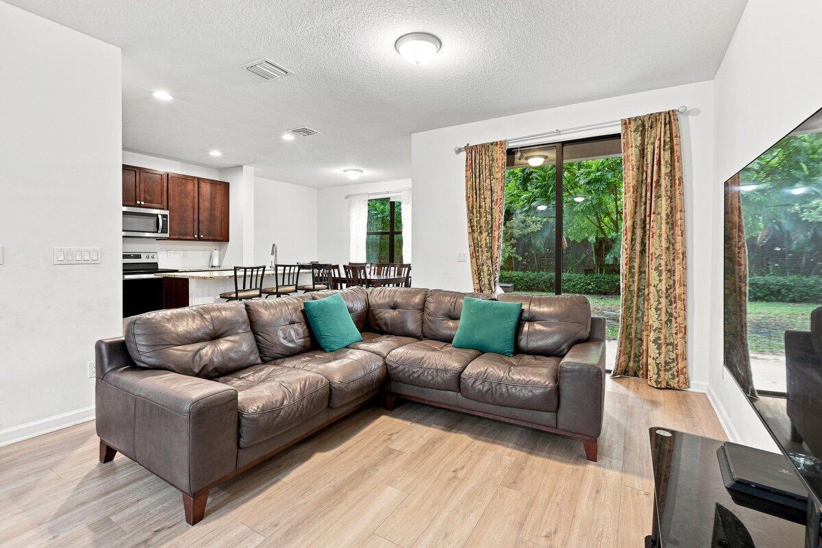 269 NW 36th Avenue