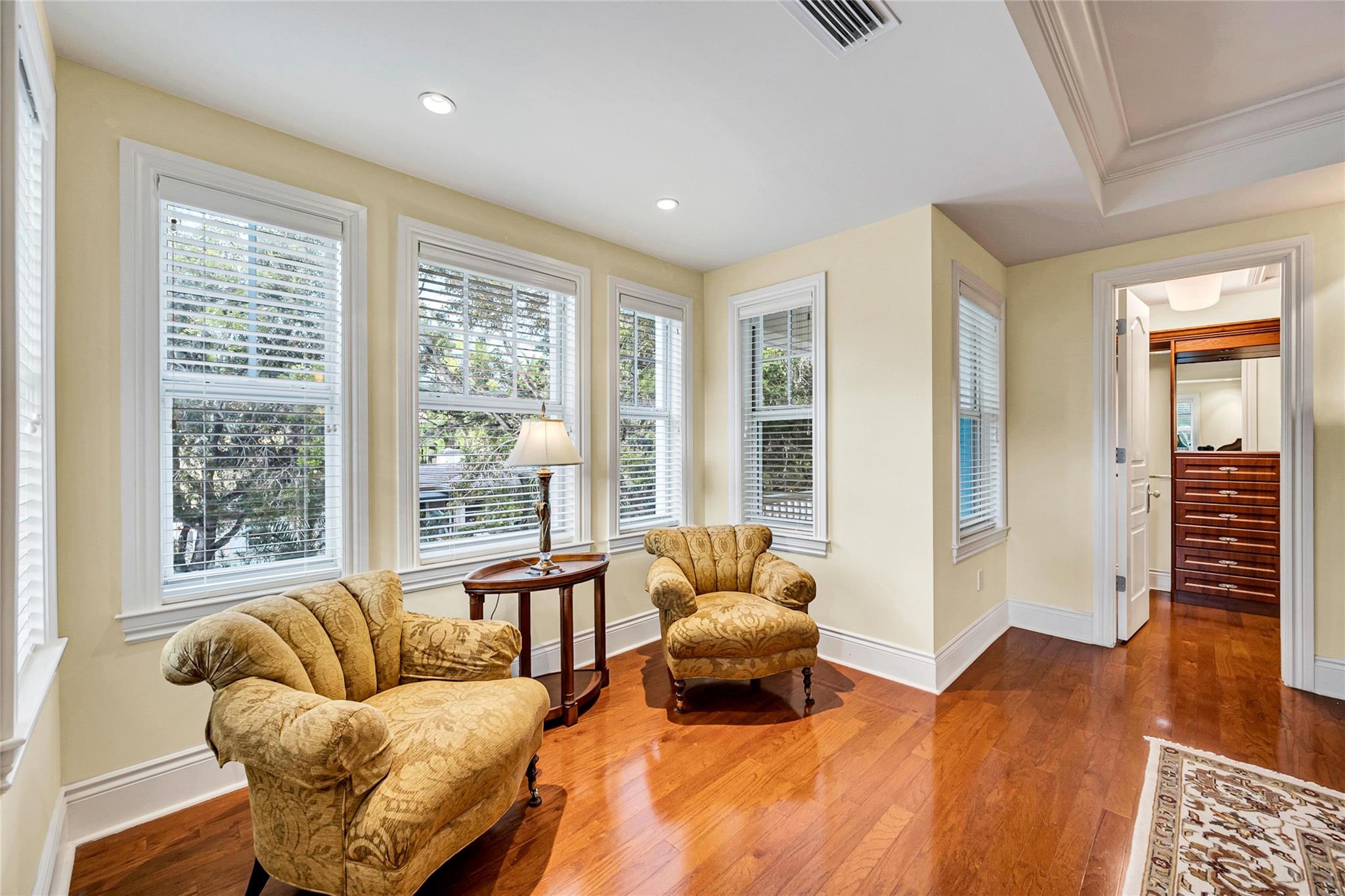 VICTORIA PARK CORR AMEN P - Residential