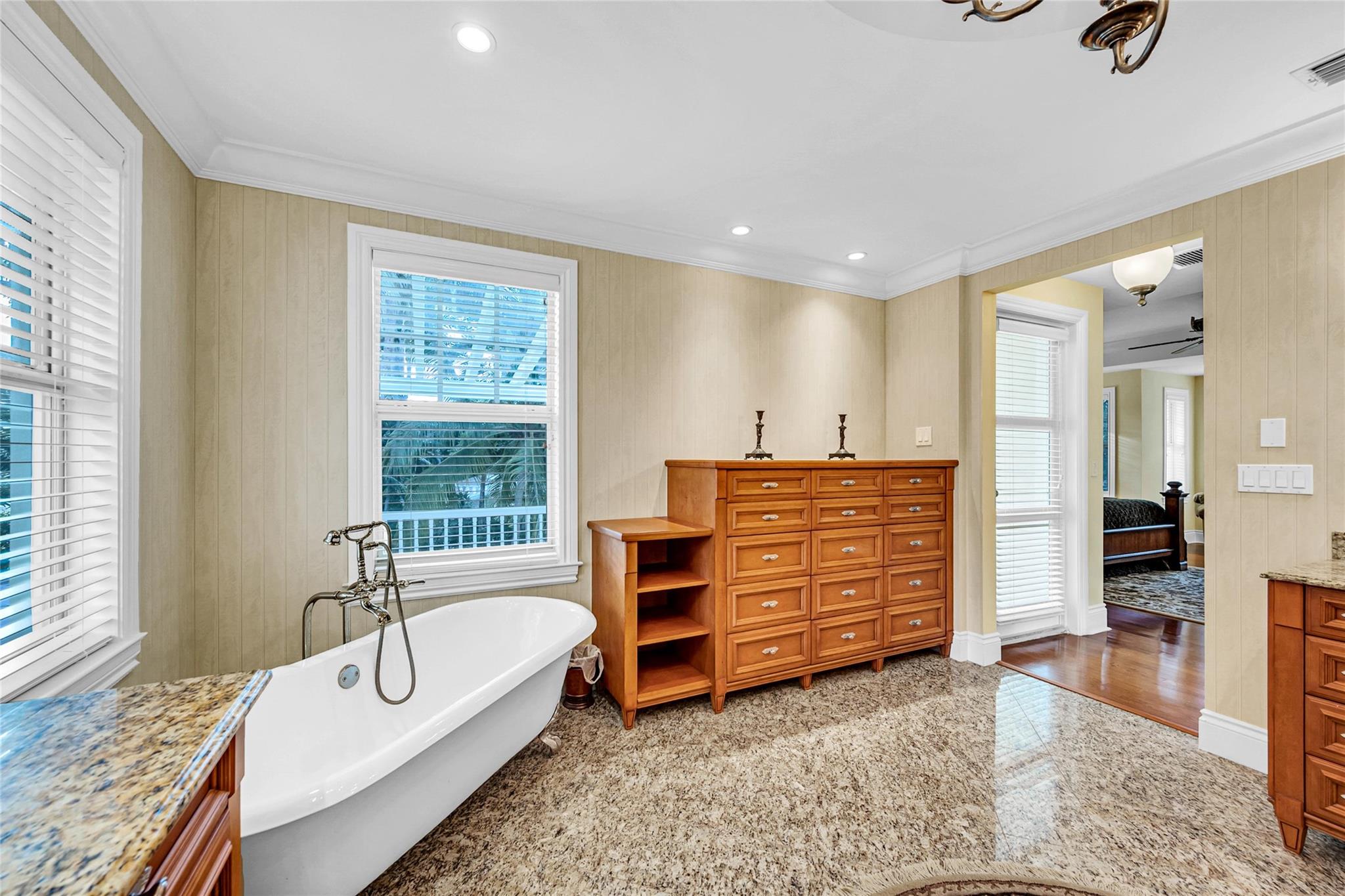 VICTORIA PARK CORR AMEN P - Residential