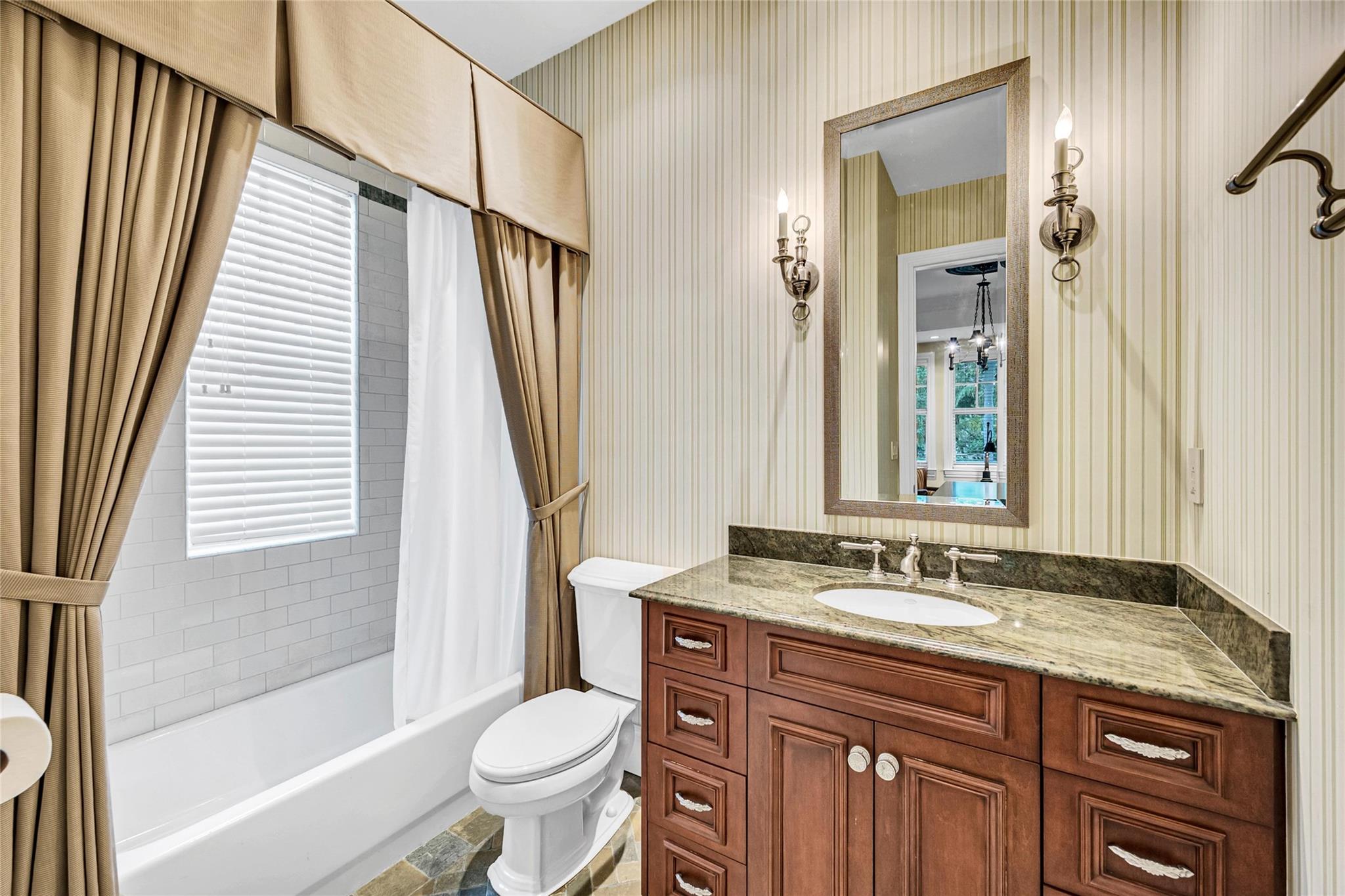 VICTORIA PARK CORR AMEN P - Residential