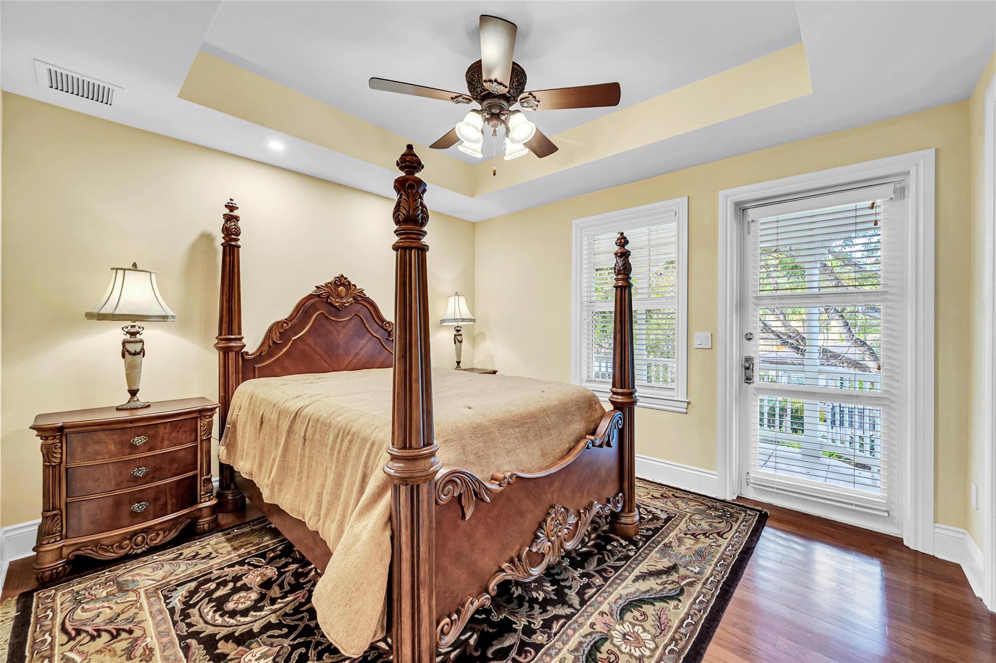 VICTORIA PARK CORR AMEN P - Residential