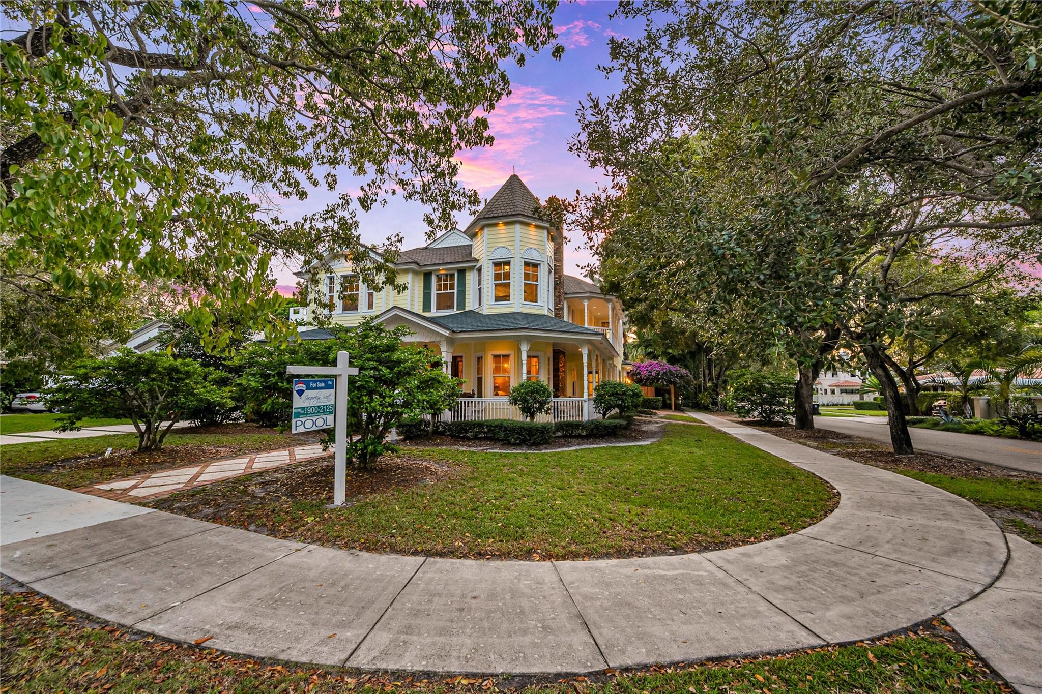 VICTORIA PARK CORR AMEN P - Residential