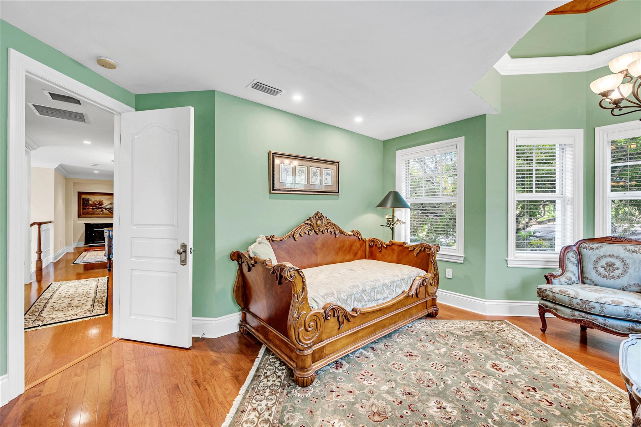 VICTORIA PARK CORR AMEN P - Residential