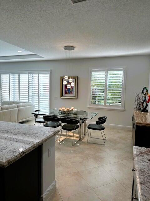 PALOMA - Residential Lease