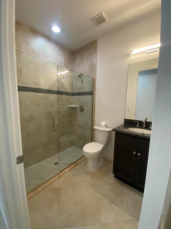 PALOMA - Residential Lease