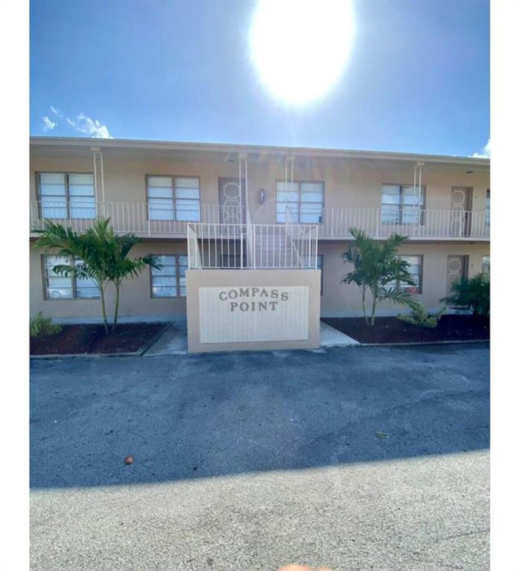 Photo of 4606 SE Binnacle Way #3, Stuart, FL 34997 (MLS # R10712894)