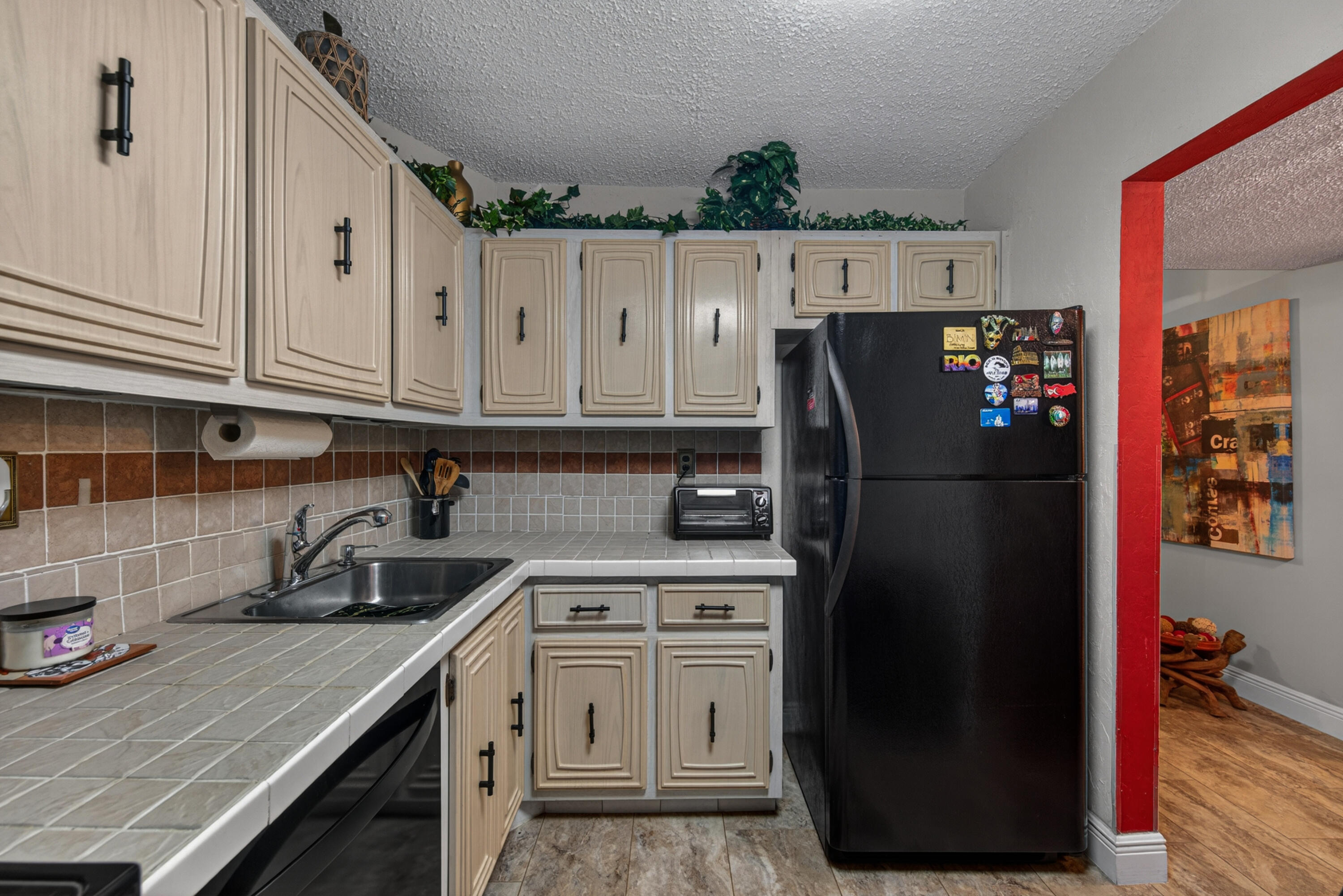 CONDOMINIUM 8 OF ENVIRON II - Residential