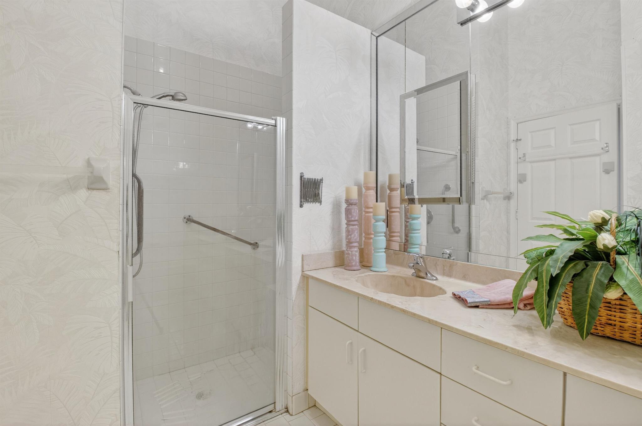 Lexington Club - Residential