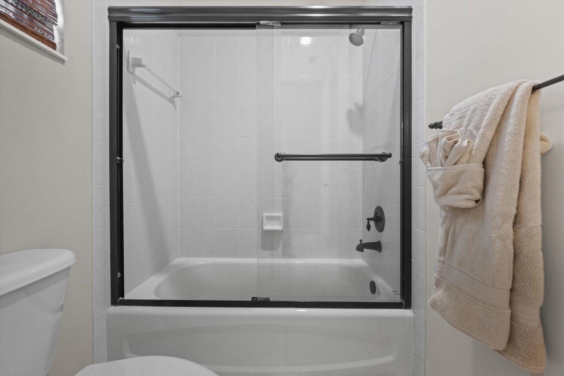 ISLES AT WELLINGTON 4 - Residential