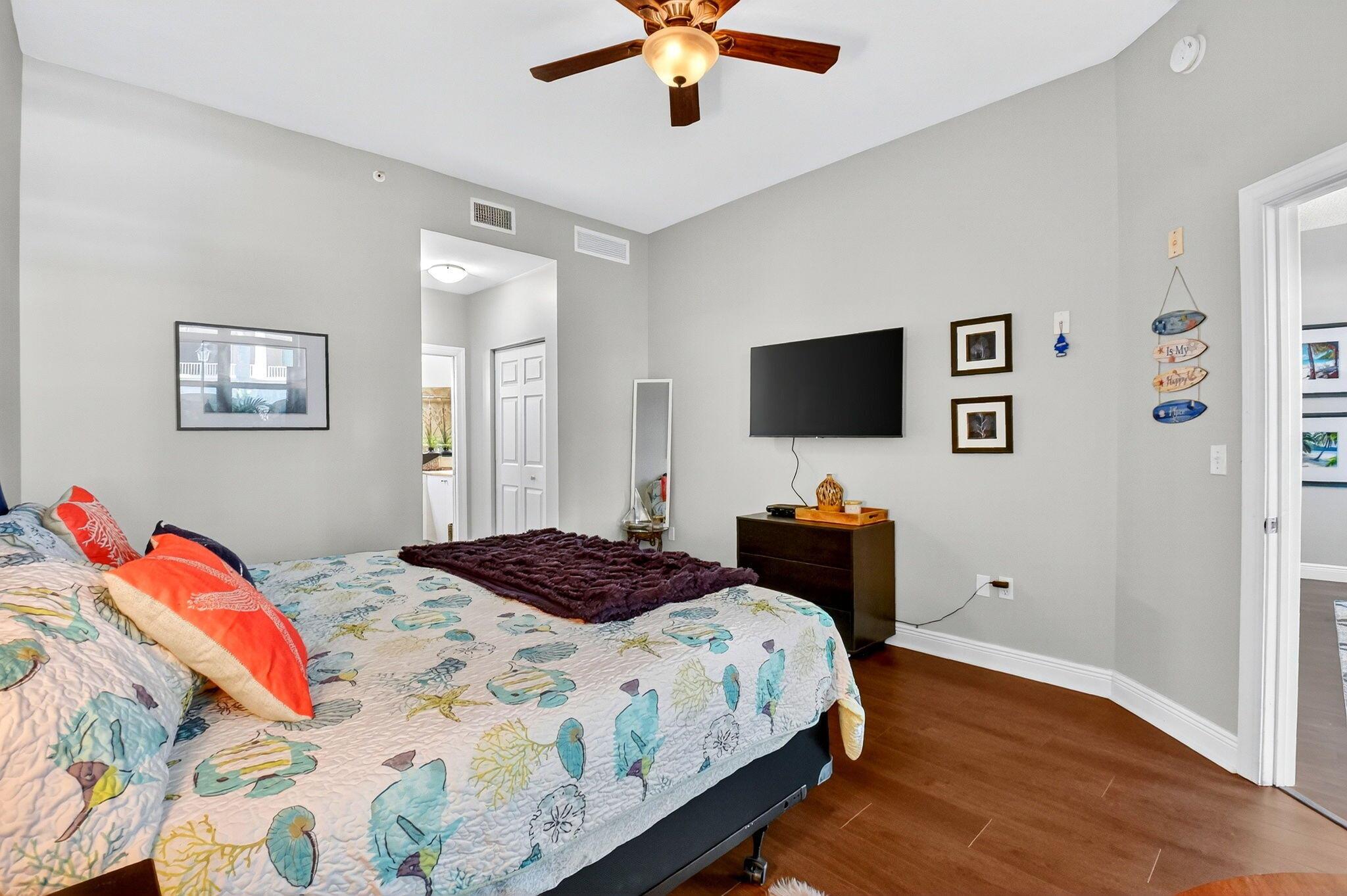 MOORINGS AT LANTANA - Residential